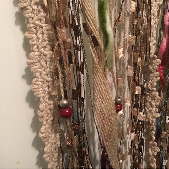 Macrame multi texture heart dream catcher - Picture 5 of 6